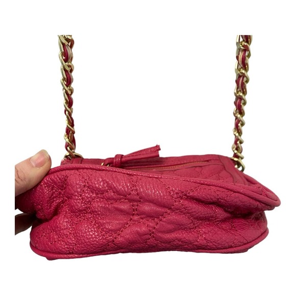 Betsey Johnson Shoulder Bag Crossbody Pink Heart Quilted Leather Chain Small - Picture 5 of 7